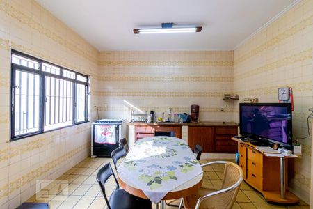 Casa à venda com 257m², 4 quartos e 4 vagasCozinha