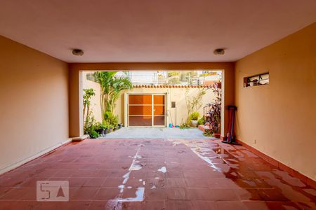 Casa à venda com 257m², 4 quartos e 4 vagasGaragem