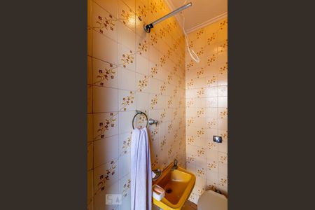 Casa à venda com 257m², 4 quartos e 4 vagasBanheiro de Serviço 1