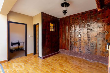 Casa à venda com 257m², 4 quartos e 4 vagasChurrasqueira