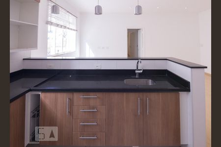 Apartamento à venda com 82m², 2 quartos e sem vaga Apartamento à venda com 82m², 2 quartos e sem vagaCozinha