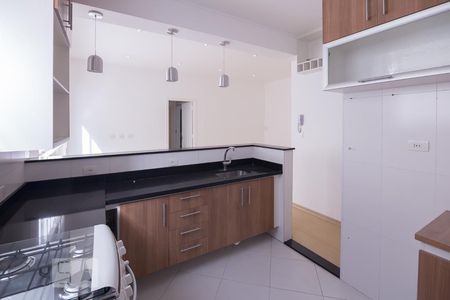 Apartamento à venda com 82m², 2 quartos e sem vaga Apartamento à venda com 82m², 2 quartos e sem vagaCozinha