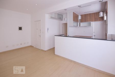 Sala de apartamento à venda com 2 quartos, 82m² em Vila Pompéia, São Paulo