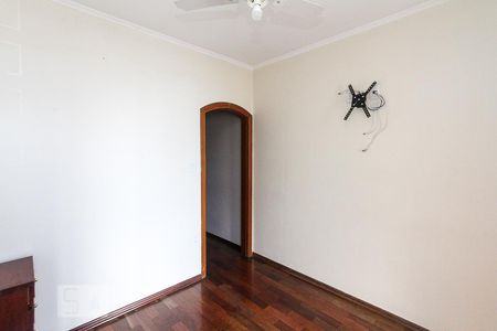 Casa à venda com 230m², 4 quartos e 4 vagasSuite