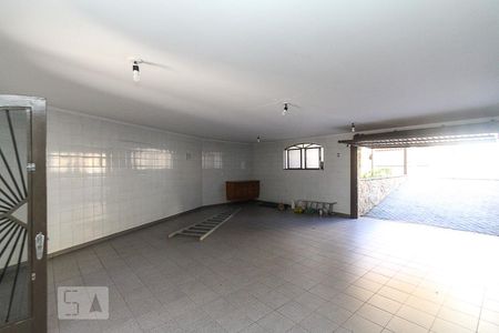 Casa à venda com 230m², 4 quartos e 4 vagasGaragem