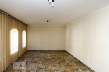 Sala de casa para alugar com 4 quartos, 230m² em Vila Mafra, São Paulo