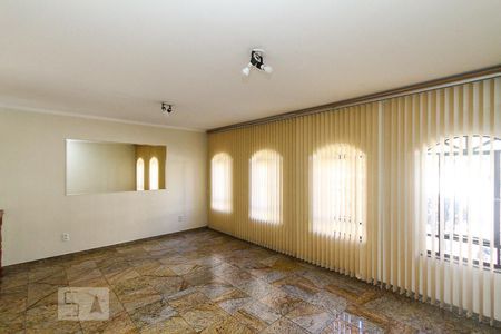 Sala de casa para alugar com 4 quartos, 230m² em Vila Mafra, São Paulo