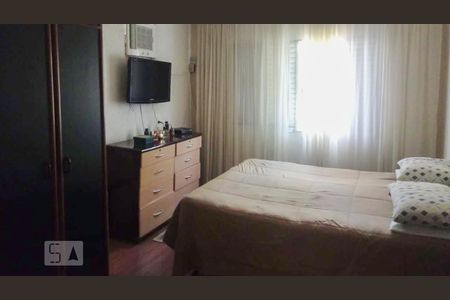 Quarto 1 Suíte de casa para alugar com 3 quartos, 122m² em Vila Brasilina, São Paulo