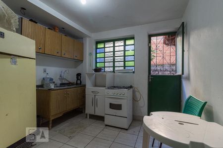 Casa para alugar com 500m², 4 quartos e 7 vagas Casa para alugar com 500m², 4 quartos e 7 vagasCozinha