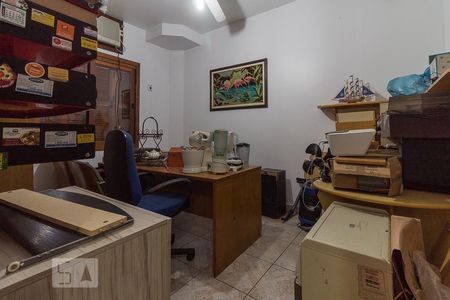 Casa para alugar com 500m², 4 quartos e 7 vagas Casa para alugar com 500m², 4 quartos e 7 vagasEscritório