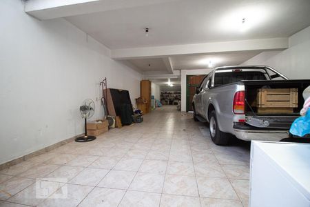 Casa para alugar com 500m², 4 quartos e 7 vagas Casa para alugar com 500m², 4 quartos e 7 vagasGaragem