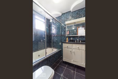 Casa para alugar com 500m², 4 quartos e 7 vagas Casa para alugar com 500m², 4 quartos e 7 vagasBanheiro