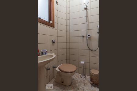 Casa para alugar com 500m², 4 quartos e 7 vagas Casa para alugar com 500m², 4 quartos e 7 vagasBanheiro