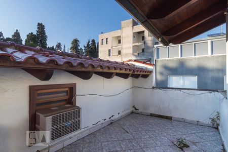 Casa para alugar com 500m², 4 quartos e 7 vagas Casa para alugar com 500m², 4 quartos e 7 vagasTerraço