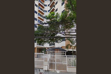 Apartamento para alugar com 80m², 3 quartos e 1 vagaFachada 