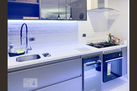 Apartamento para alugar com 80m², 3 quartos e 1 vagaCozinha 