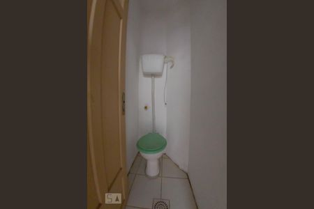 Apartamento para alugar com 70m², 2 quartos e sem vaga Apartamento para alugar com 70m², 2 quartos e sem vagaBanheiro de Serviço