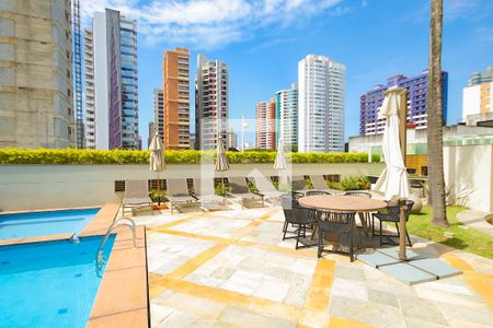 Apartamento à venda com 104m², 1 quarto e 2 vagasÁrea comum - Piscina