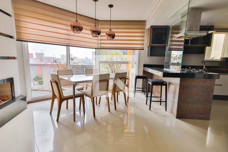 Sala de apartamento à venda com 1 quarto, 104m² em Jardim Sílvia, Santo André