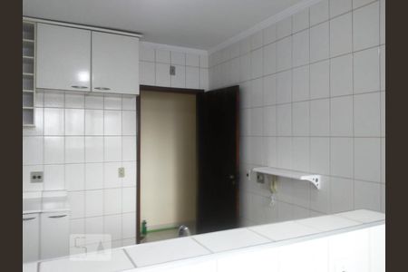 Apartamento à venda com 97m², 3 quartos e 1 vagaCozinha e área de serviço