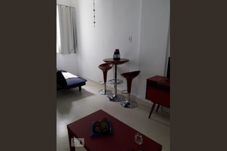 Sala de apartamento para alugar com 1 quarto, 50m² em Copacabana, Rio de Janeiro