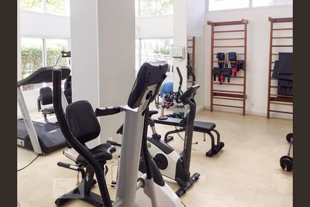 Apartamento para alugar com 50m², 2 quartos e 1 vaga Apartamento para alugar com 50m², 2 quartos e 1 vagaAcademia