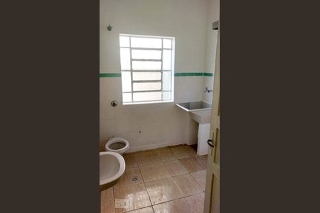 Banheiro Social de casa à venda com 2 quartos, 210m² em Quinta da Paineira, São Paulo