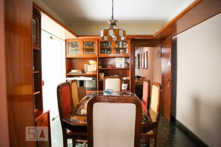 Casa para alugar com 299m², 3 quartos e 6 vagas Casa para alugar com 299m², 3 quartos e 6 vagasSala de Jantar