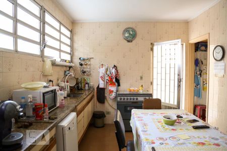 Casa para alugar com 299m², 3 quartos e 6 vagas Casa para alugar com 299m², 3 quartos e 6 vagasCozinha