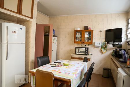 Casa para alugar com 299m², 3 quartos e 6 vagas Casa para alugar com 299m², 3 quartos e 6 vagasCozinha