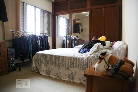 Casa para alugar com 299m², 3 quartos e 6 vagas
