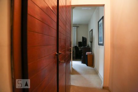 Casa para alugar com 299m², 3 quartos e 6 vagas