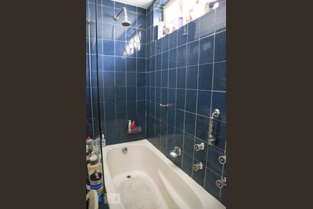 Casa para alugar com 299m², 3 quartos e 6 vagas