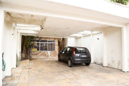 Casa para alugar com 299m², 3 quartos e 6 vagas