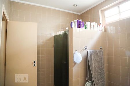 Casa para alugar com 299m², 3 quartos e 6 vagas