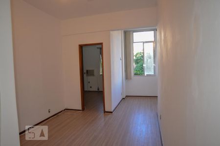 Sala de Apartamento com 1 quarto, 45m² Flamengo
