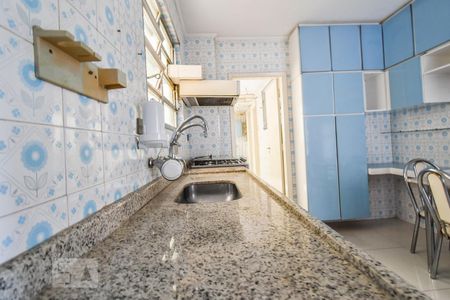 Apartamento para alugar com 97m², 2 quartos e 1 vagaCozinha