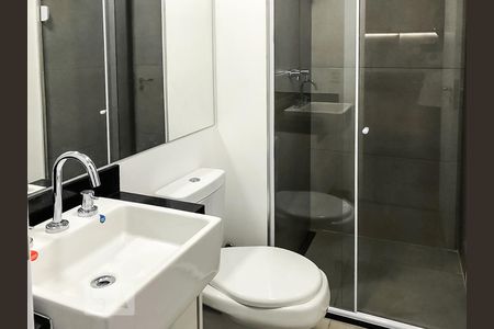 Banheiro de kitnet/studio à venda com 1 quarto, 21m² em Vila Mariana, São Paulo