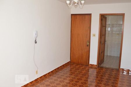 Sala de apartamento para alugar com 3 quartos, 65m² em Moinho Velho, São Paulo