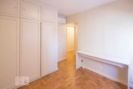 Apartamento à venda com 115m², 3 quartos e 2 vagas Apartamento à venda com 115m², 3 quartos e 2 vagasSuíte 1
