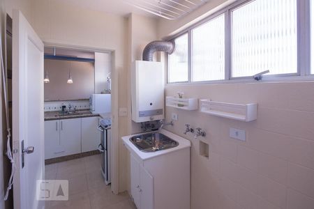 Apartamento à venda com 115m², 3 quartos e 2 vagas Apartamento à venda com 115m², 3 quartos e 2 vagasÁrea de Serviço