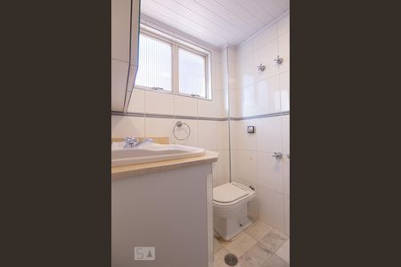 Apartamento à venda com 115m², 3 quartos e 2 vagas Apartamento à venda com 115m², 3 quartos e 2 vagasBanheiro Suíte 2