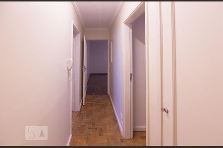 Apartamento à venda com 115m², 3 quartos e 2 vagas Apartamento à venda com 115m², 3 quartos e 2 vagasCorredor