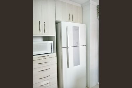Cozinha de apartamento à venda com 3 quartos, 74m² em Chácara Califórnia, São Paulo