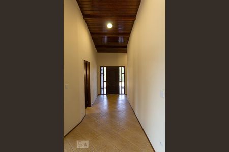 Casa à venda com 752m², 4 quartos e 6 vagasEntrada