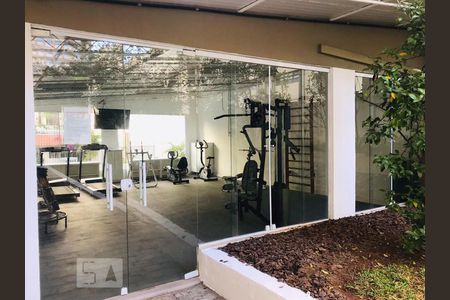 Apartamento para alugar com 65m², 2 quartos e 1 vaga Apartamento para alugar com 65m², 2 quartos e 1 vagaÁrea comum - Academia