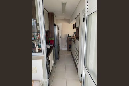 Cozinha de apartamento para alugar com 2 quartos, 73m² em Vila Mariana, São Paulo