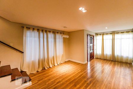 Sala de casa para alugar com 4 quartos, 220m² em Jardim Bélgica, São Paulo