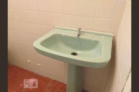 Banheiro de apartamento para alugar com 2 quartos, 80m² em Vila São Geraldo, São Paulo