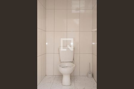 Banheiro de casa de condomínio para alugar com 1 quarto, 35m² em Saúde, São Paulo